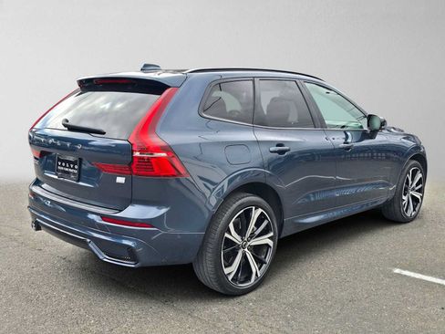 Certified 2023 Volvo XC60 T8 Ultimate w/ Climate Package AWD/4WD image 3