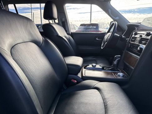 Used 2024 Nissan Armada SL image 13