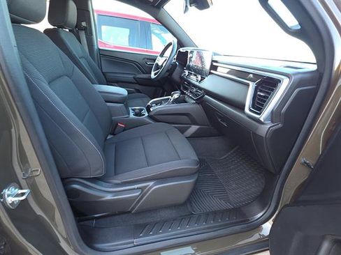 Used 2024 GMC Canyon Elevation w/ Convenience Package RWD image 17