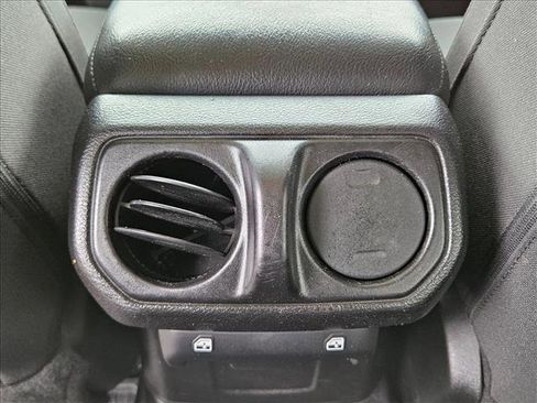 Used 2020 Jeep Wrangler Unlimited Sport S image 18