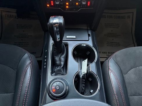 Used 2018 Ford Explorer XLT w/ Equipment Group 202A image 27