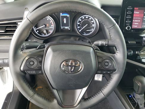 Used 2024 Toyota Camry SE FWD image 22