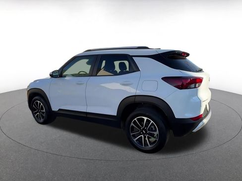 Used 2025 Chevrolet TrailBlazer LT image 10