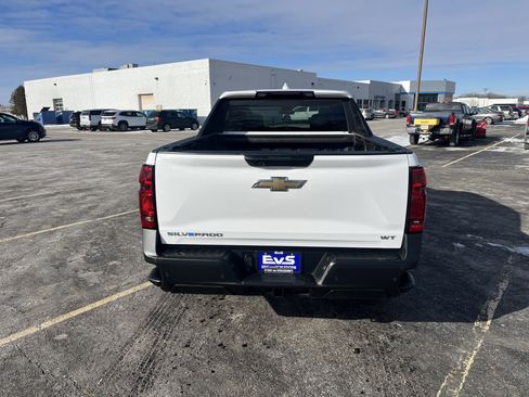Used 2024 Chevrolet Silverado EV W/T image 5