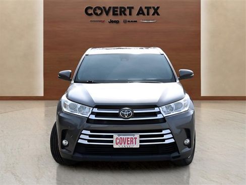 Used 2018 Toyota Highlander XLE image 8