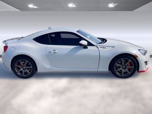 Used 2018 Subaru BRZ Limited w/ Performance Package image 7