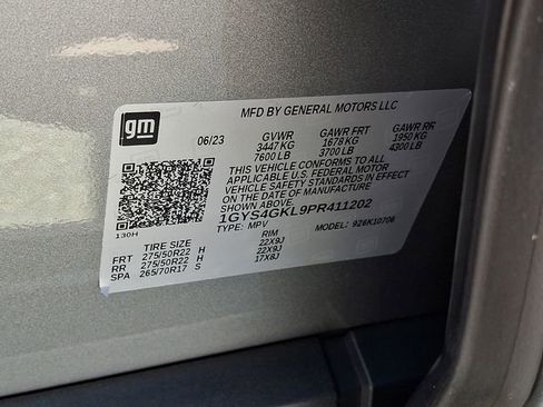 Certified 2023 Cadillac Escalade Sport Platinum w/ LPO, Floor Liner Package AWD/4WD image 29