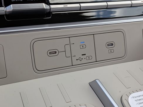 New 2026 Hyundai Santa Fe Limited image 29