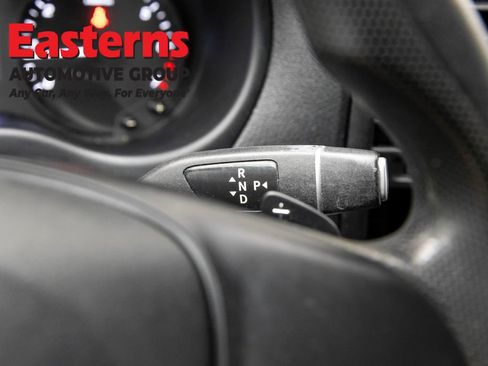 Used 2022 Mercedes-Benz Metris image 13