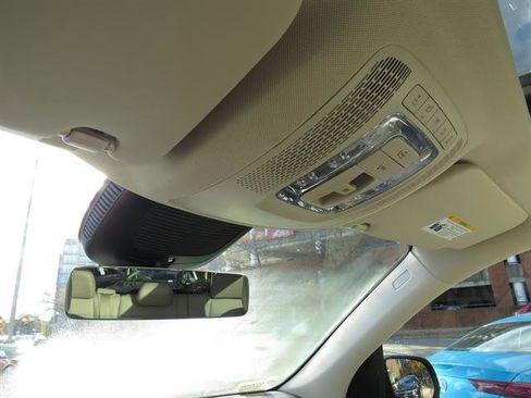 Certified 2022 Mercedes-Benz GLE 350 4MATIC w/ AMG Line Exterior image 18