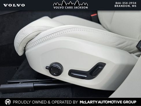 New 2026 Volvo XC90 B6 Ultra w/ Protection Package AWD/4WD image 14