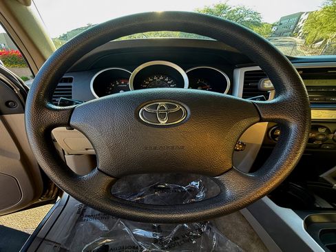 Used 2006 Toyota 4Runner Sport image 14