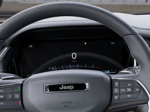 New 2026 Jeep Grand Cherokee Limited AWD/4WD image 17