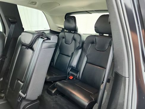 Certified 2024 Volvo XC90 T8 Ultimate w/ Protection Package Premier AWD/4WD image 40