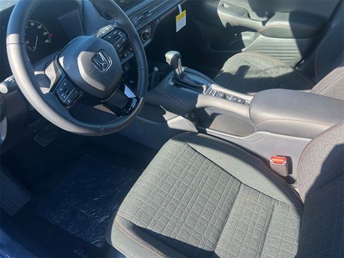 New 2026 Honda HR-V Sport image 10