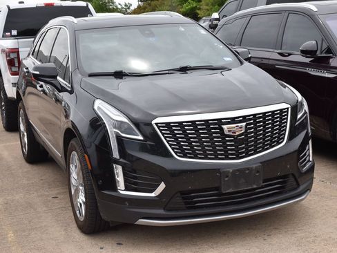 Used 2021 Cadillac XT5 Premium Luxury image 4