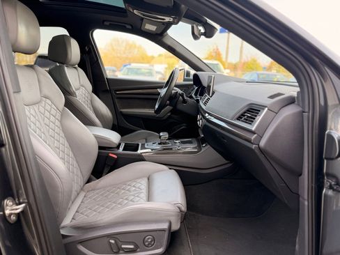 Used 2018 Audi SQ5 Prestige AWD/4WD image 26