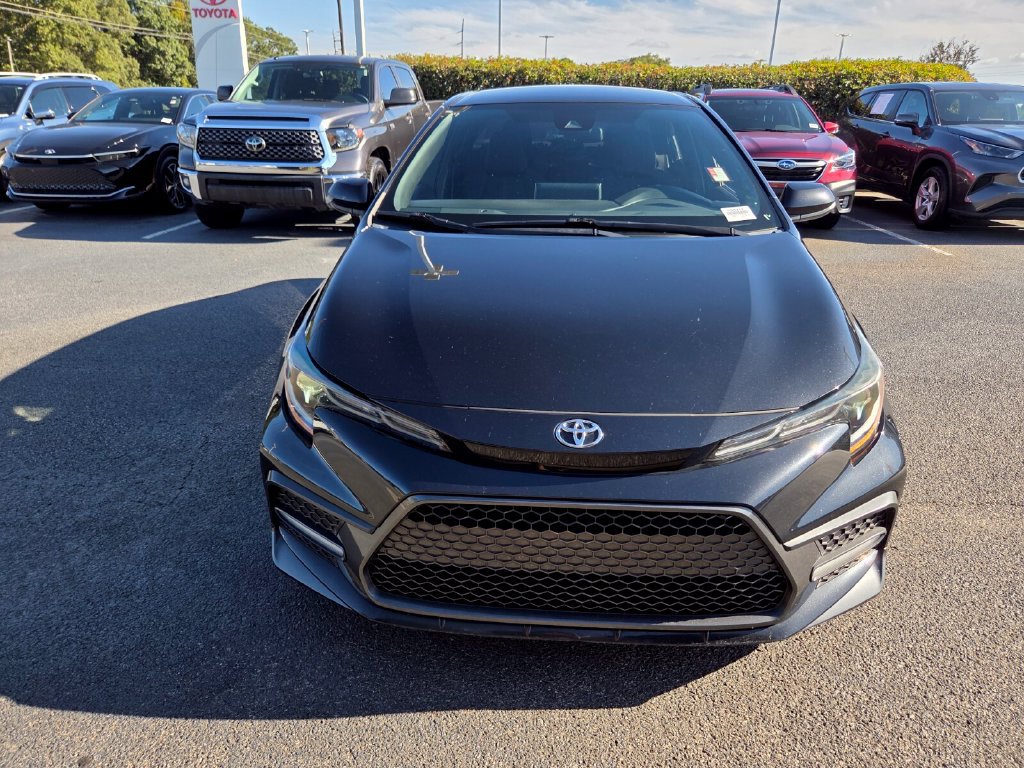 Used 2020 Toyota Corolla SE FWD image 2