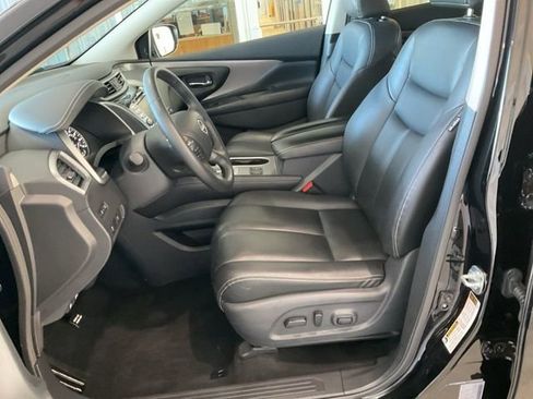 Used 2024 Nissan Murano SV w/ SV Midnight Edition Package FWD image 4