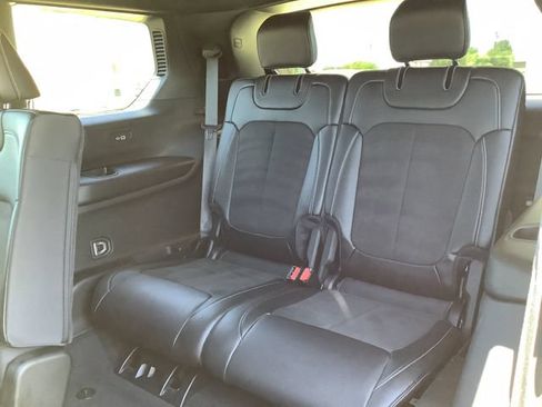 Used 2023 Jeep Grand Cherokee L Laredo AWD/4WD image 27