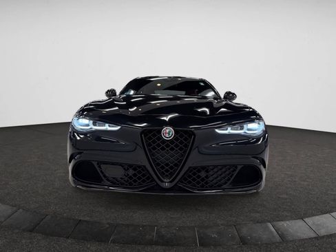 Used 2024 Alfa Romeo Giulia Quadrifoglio w/ Active Assist Plus Package image 2