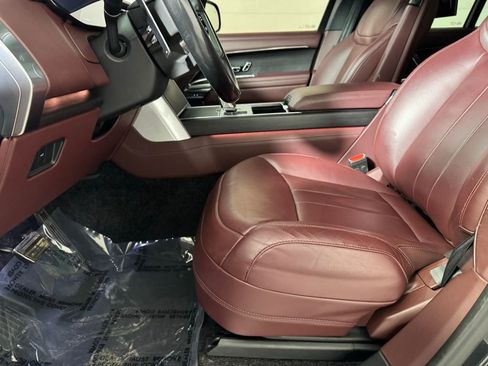 Used 2024 Land Rover Range Rover Autobiography image 15