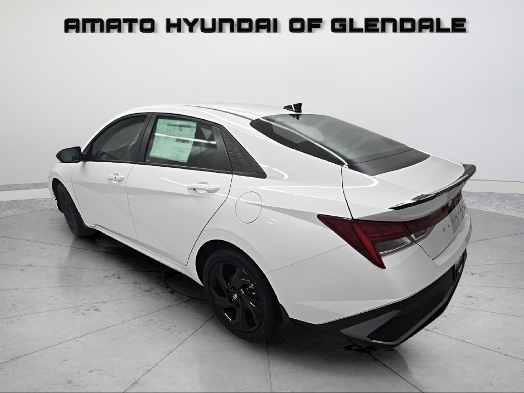 New 2026 Hyundai Elantra SEL FWD image 4