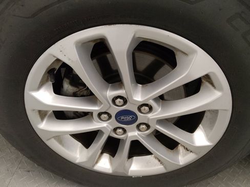 Used 2020 Ford Escape SE image 31