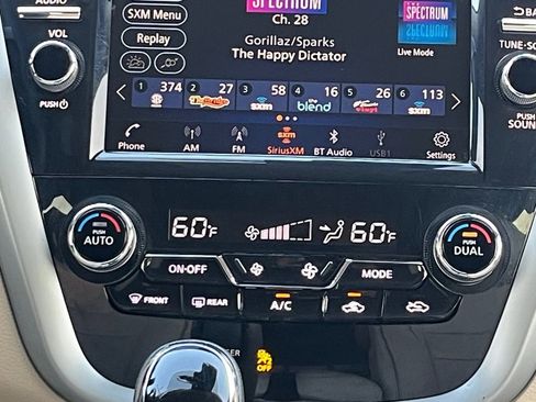 Used 2019 Nissan Murano Platinum w/ Cargo Package image 4