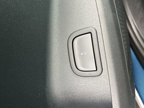 New 2026 Chevrolet Traverse LT w/ LPO, Floor Liner Package image 26