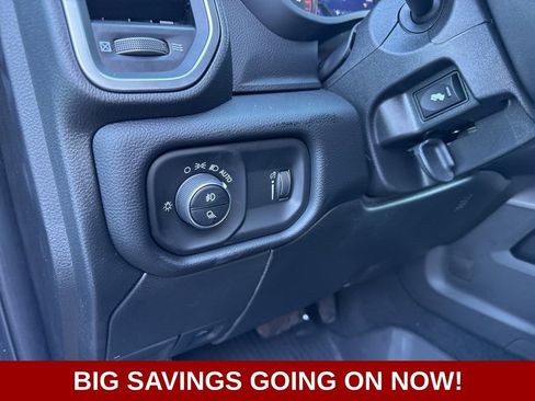 New 2026 RAM 3500 Big Horn AWD/4WD image 19