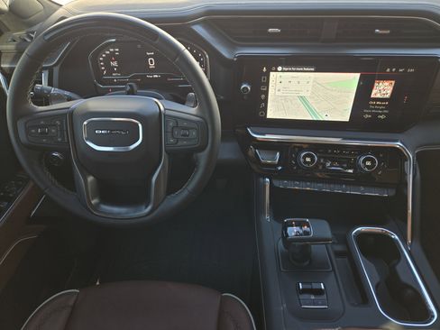 Used 2025 GMC Sierra 1500 Denali Ultimate image 30