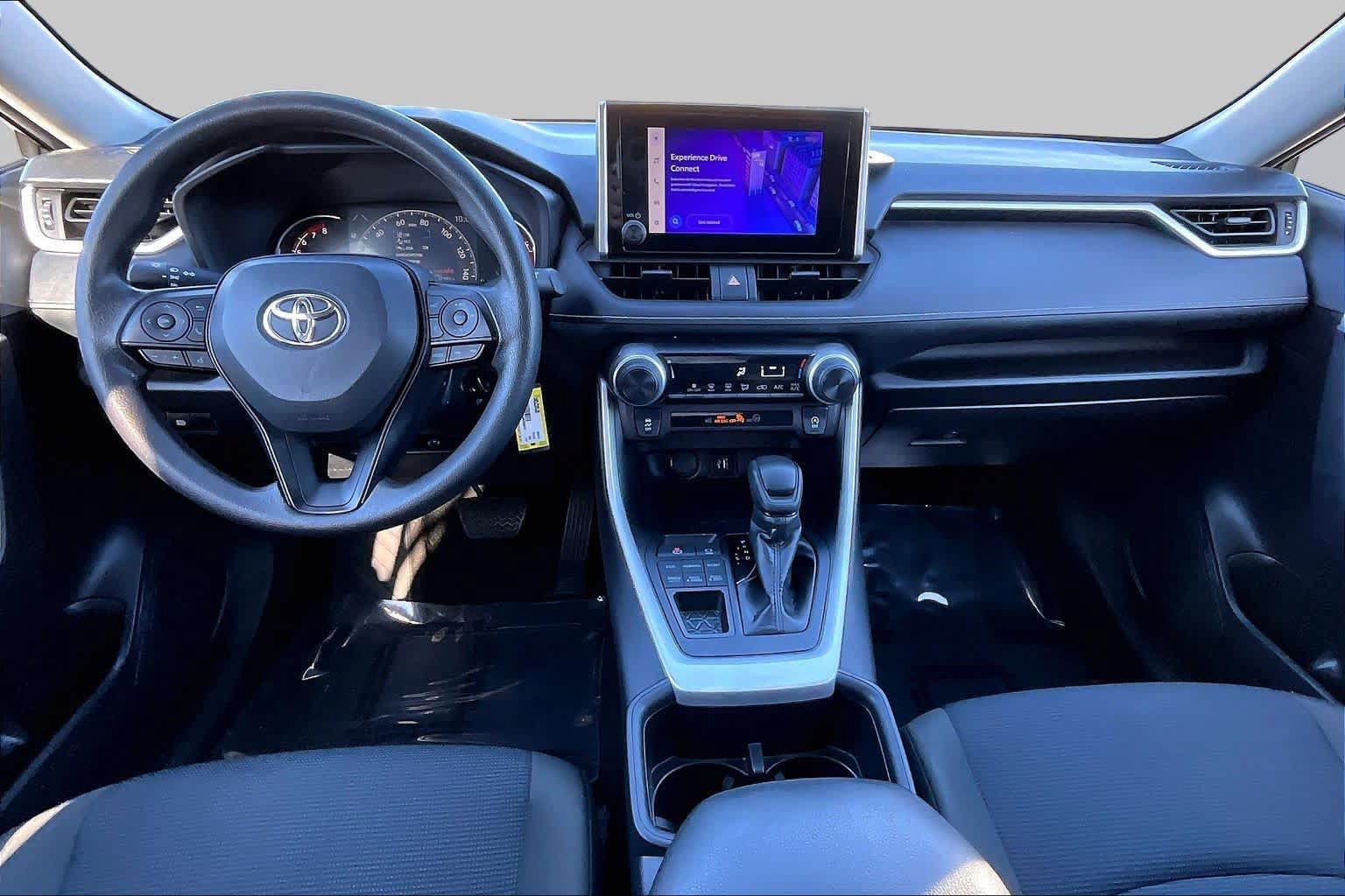Certified 2025 Toyota RAV4 LE AWD/4WD image 15
