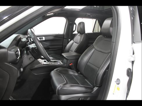Used 2023 Ford Explorer ST w/ Equipment Group 401A AWD/4WD image 5