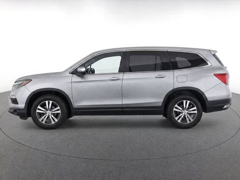 Used 2018 Honda Pilot EX image 6
