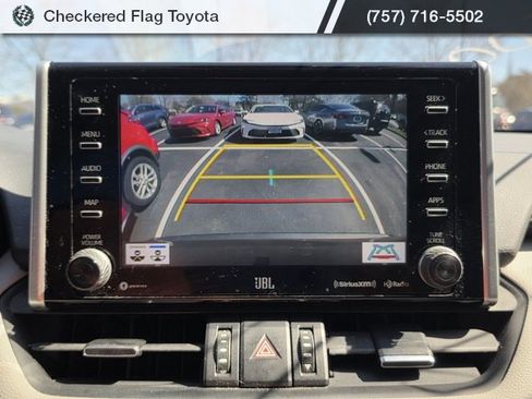 Used 2021 Toyota RAV4 XLE Premium image 16