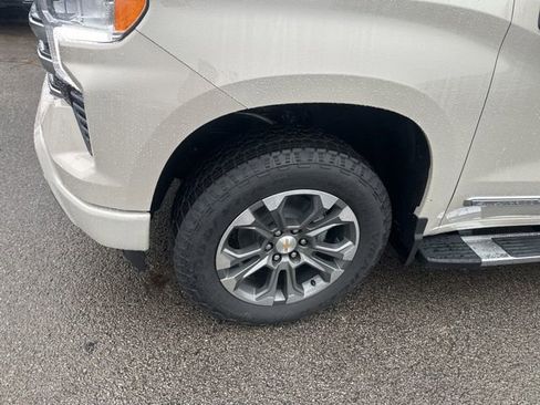 New 2026 Chevrolet Silverado 1500 High Country w/ LPO, Dark Essentials Package image 10