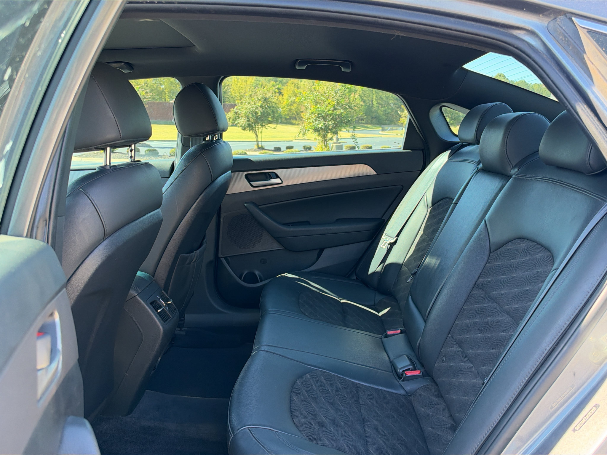 Used 2018 Hyundai Sonata Sport FWD image 14
