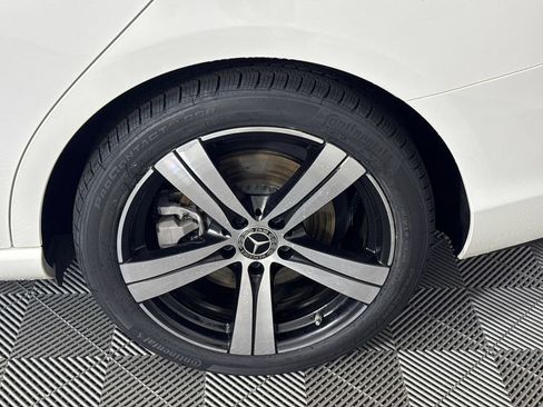 Used 2023 Mercedes-Benz C 300 Sedan image 21