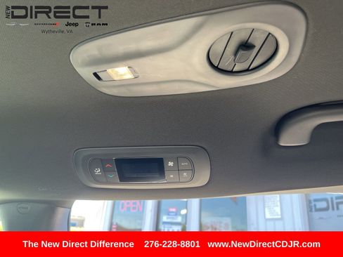 New 2026 Chrysler Pacifica Select image 29