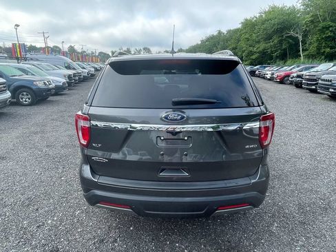 Used 2019 Ford Explorer XLT w/ Equipment Group 202A AWD/4WD image 6