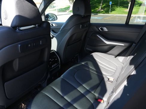 Used 2022 BMW X5 xDrive45e AWD/4WD image 14