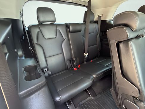 Used 2022 Kia Telluride LX AWD/4WD image 28