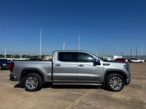 Used 2023 GMC Sierra 1500 Denali AWD/4WD image 24
