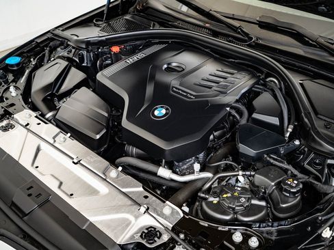 Used 2024 BMW 330i xDrive Sedan w/ Premium Package image 37