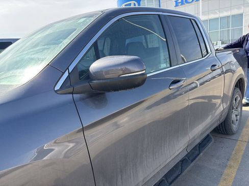 Used 2023 Honda Ridgeline RTL image 6