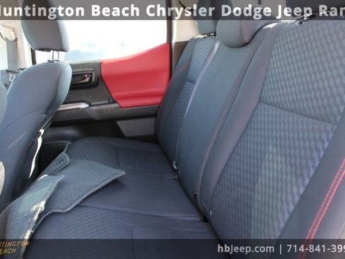 Used 2022 Toyota Tacoma SR5 image 30