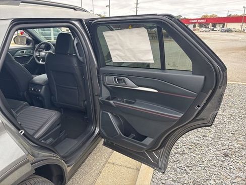 New 2026 Ford Explorer ST-Line image 23