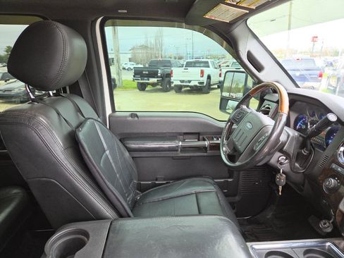 Used 2015 Ford F350 Platinum image 33