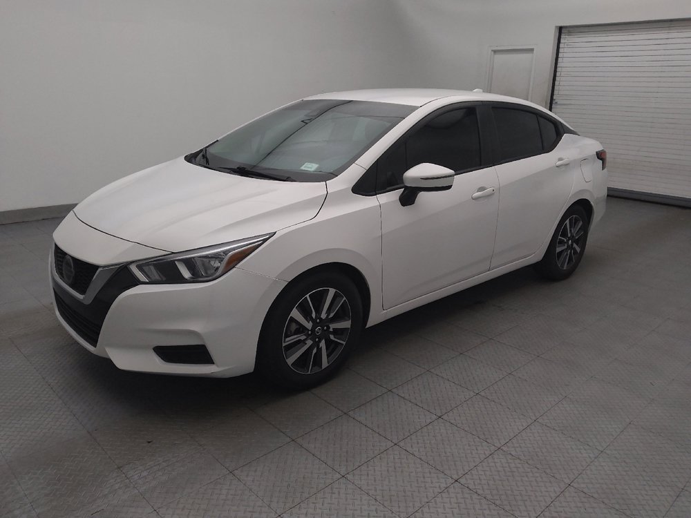 Used 2021 Nissan Versa SV FWD image 2